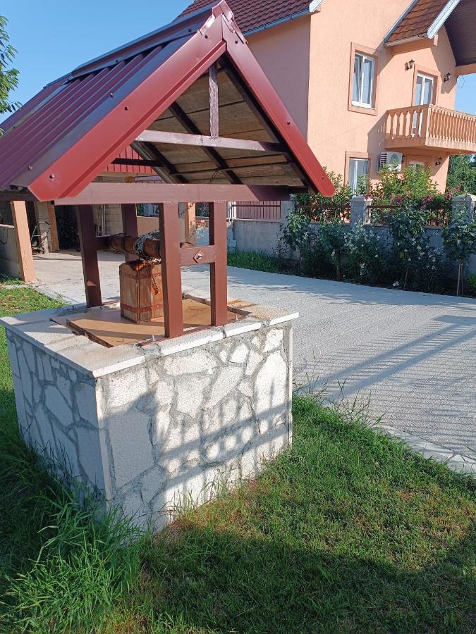 شقة Calm Nest Nikšić المظهر الخارجي الصورة