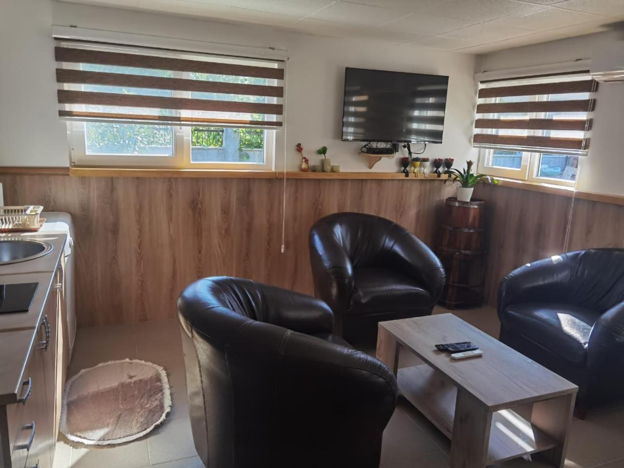 شقة Calm Nest Nikšić المظهر الخارجي الصورة