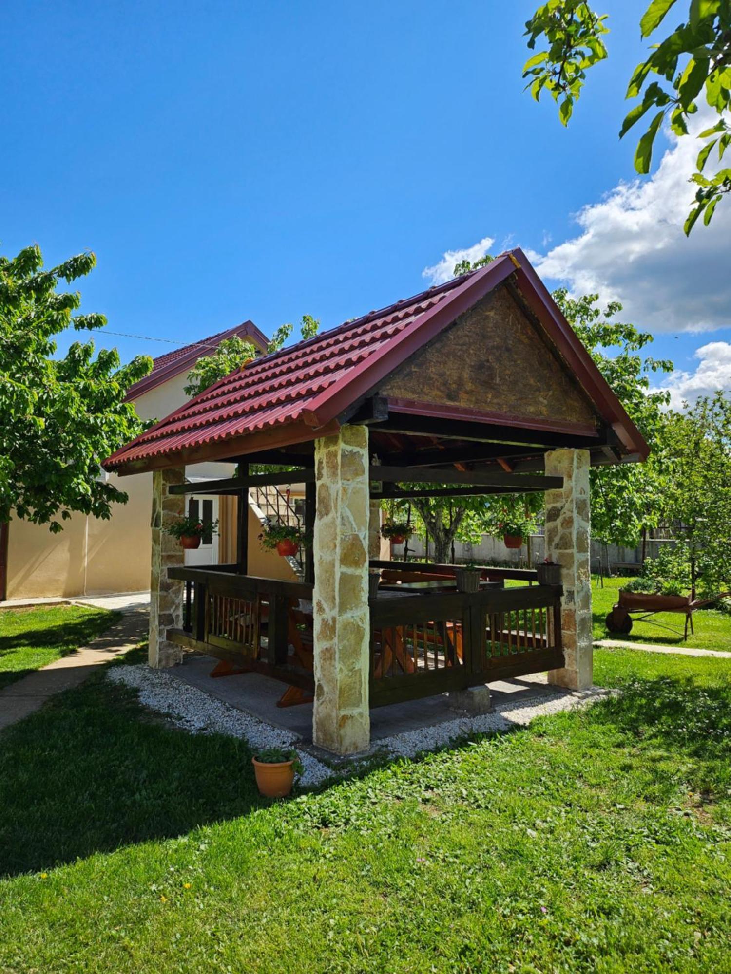 شقة Calm Nest Nikšić المظهر الخارجي الصورة